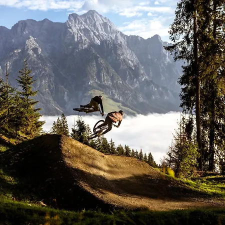 Salzburger Hof Hotel 4*
