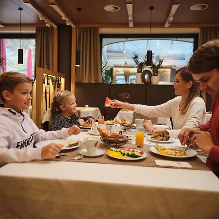 سالزبورغير هوف 4*