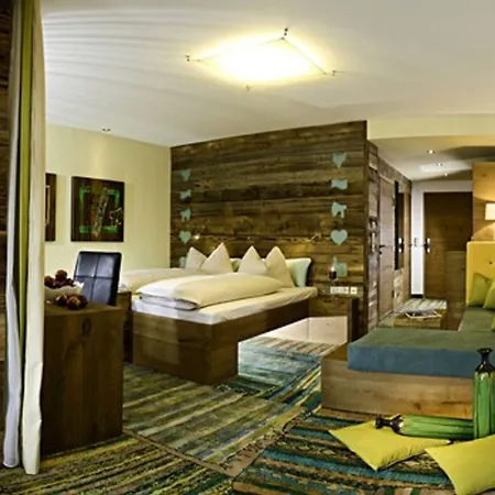 Salzburger Hof Hotel 4*