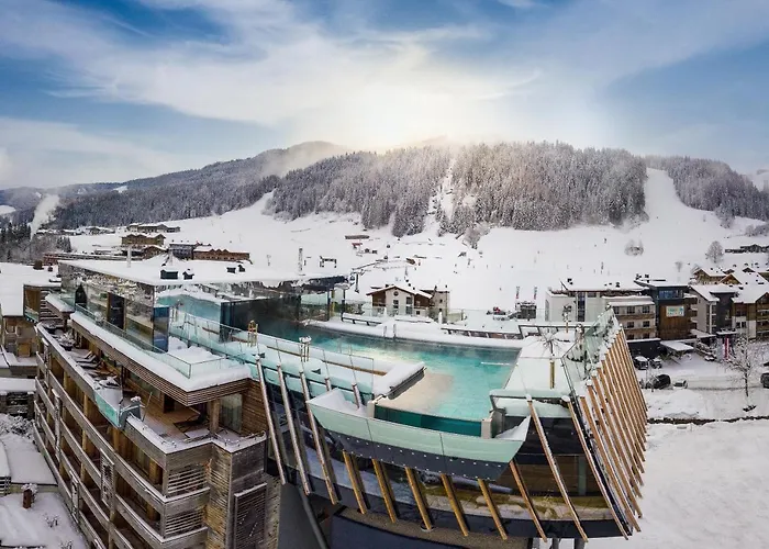 Hotel Salzburger Hof 4*